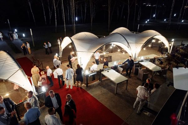 Luxury tents